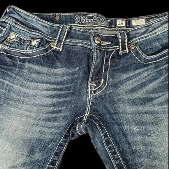 Miss Me Capris - Picture 4 of 10